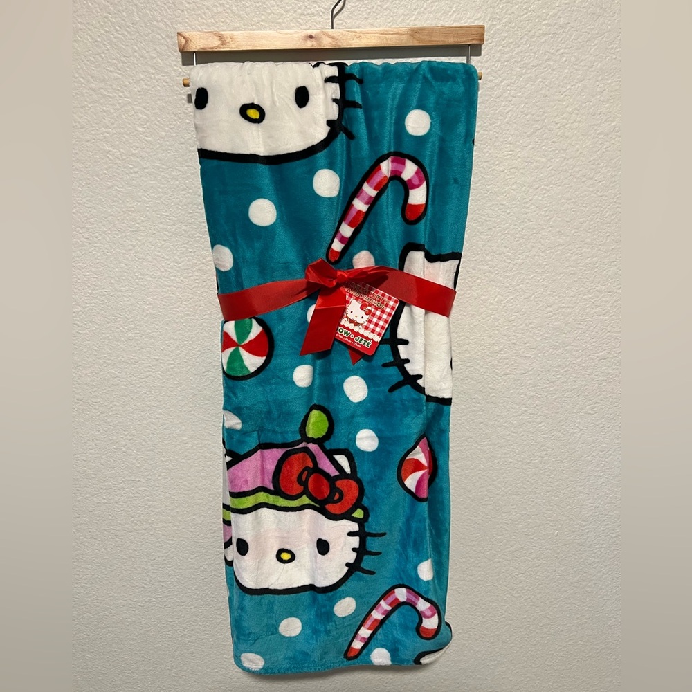 Sanrio Hello kitty christmas blanket | holiday throw